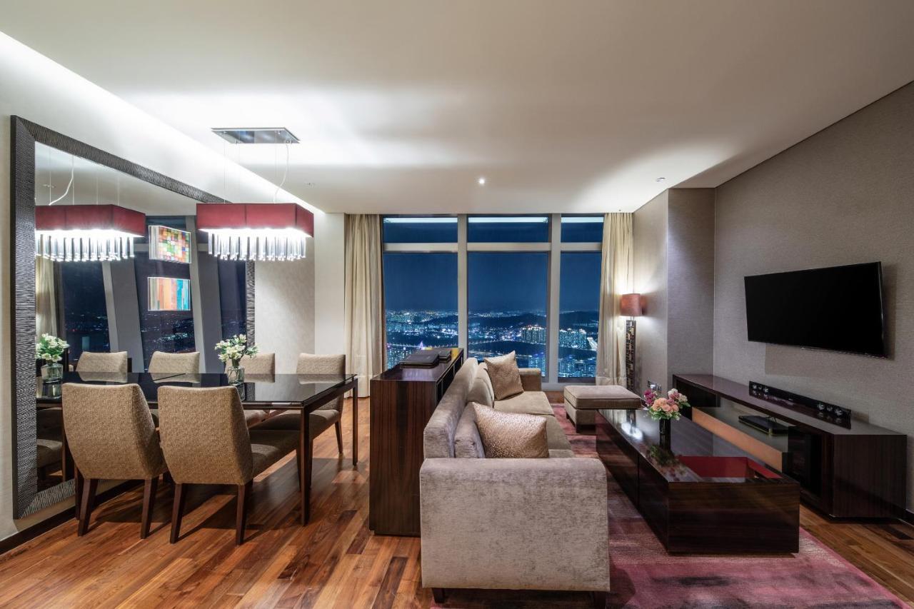 Апарт отель Oakwood Premier Инчон Экстерьер фото